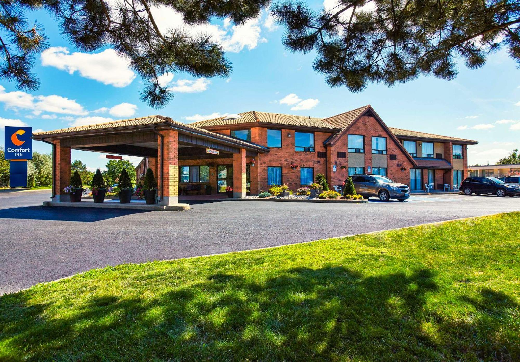 Comfort Inn Hwy 401 Kingston Eksteriør billede
