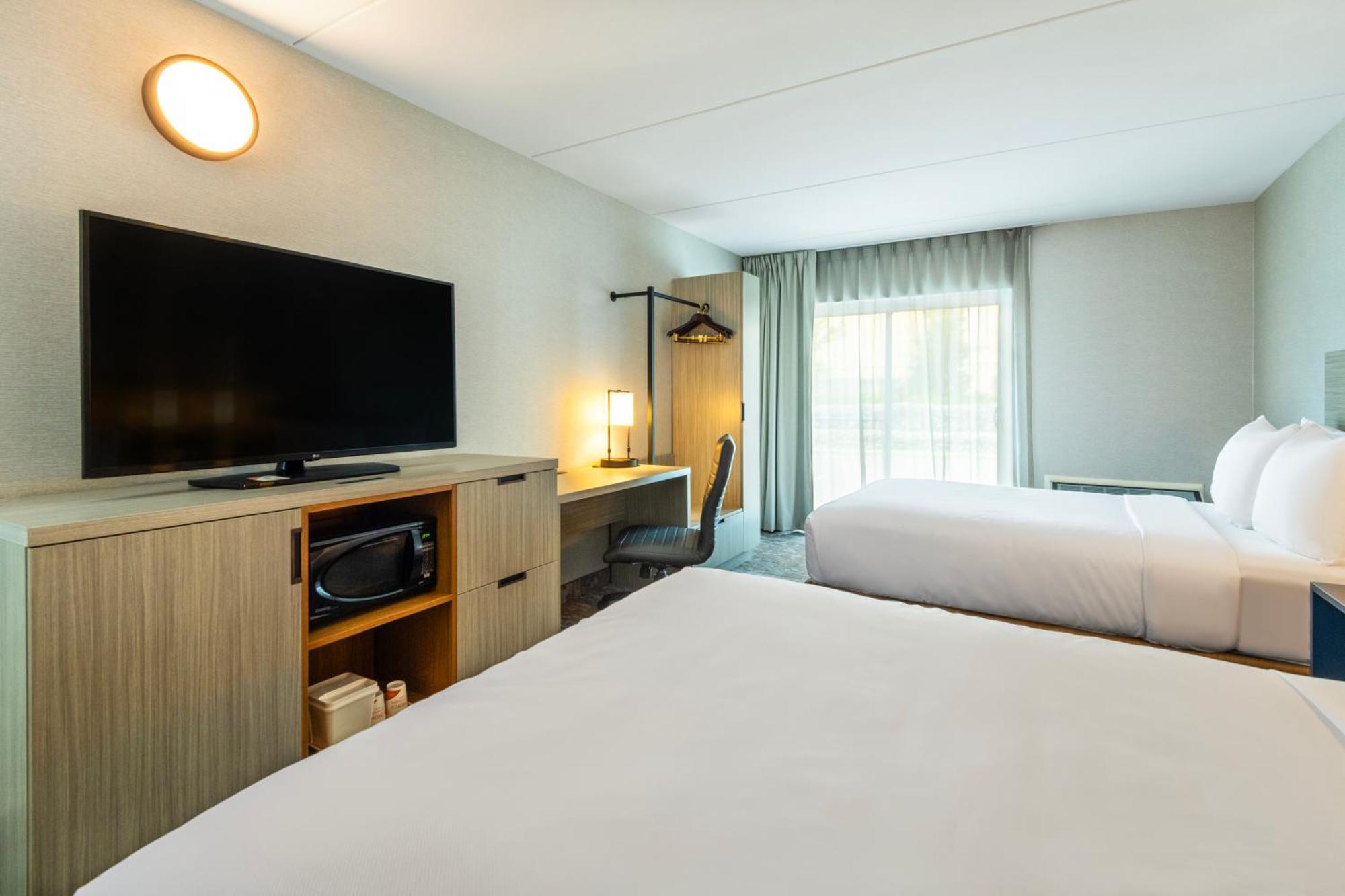 Comfort Inn Hwy 401 Kingston Eksteriør billede