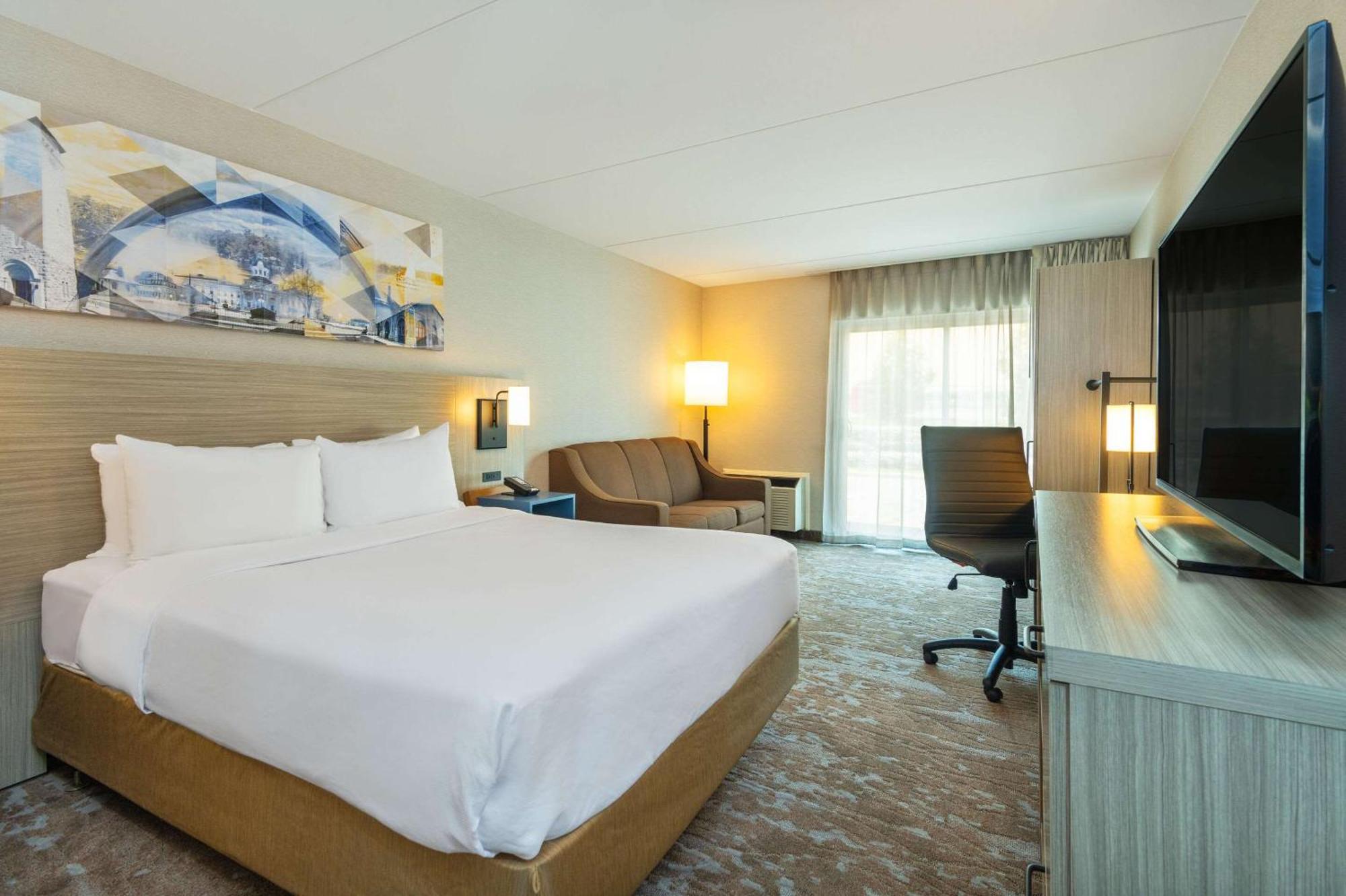 Comfort Inn Hwy 401 Kingston Eksteriør billede