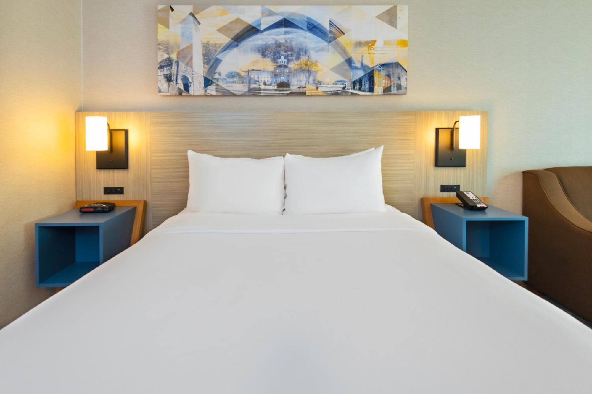 Comfort Inn Hwy 401 Kingston Eksteriør billede